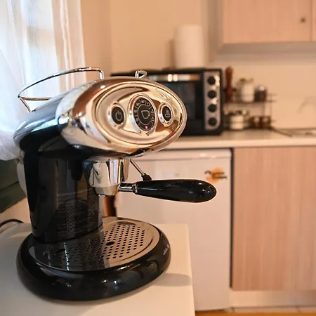 Evas * איוי תיאודורי