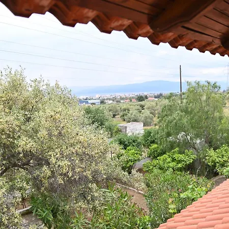 Evas * Agioi Theodoroi (Corinthia)